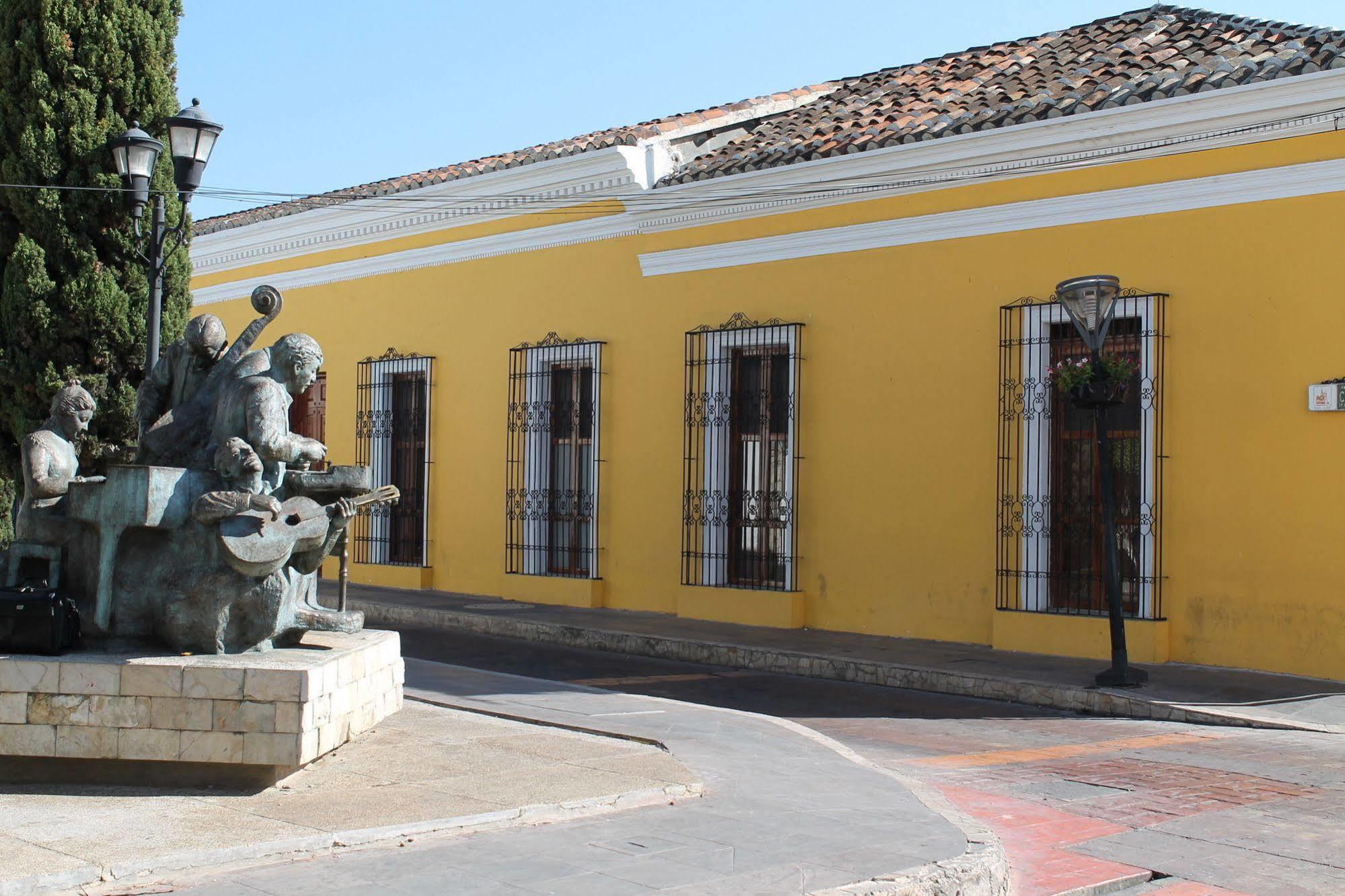 La Casa Del Marques Hotel Comitan de Dominguez Luaran gambar